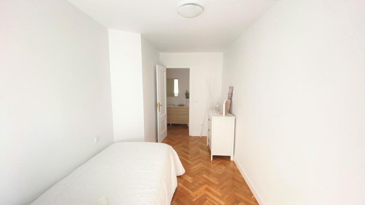 Apartamento Las Rozas Centro Con Parking Incluido Exterior foto